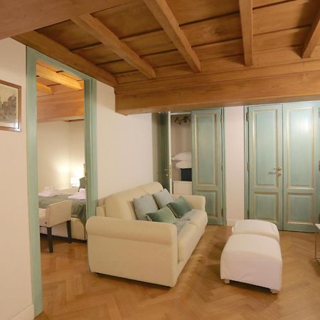 Maddalena 6 - Pantheon Apartment โรม ภายนอก รูปภาพ