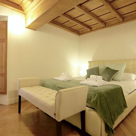 Maddalena 6 - Pantheon Apartment โรม ภายนอก รูปภาพ