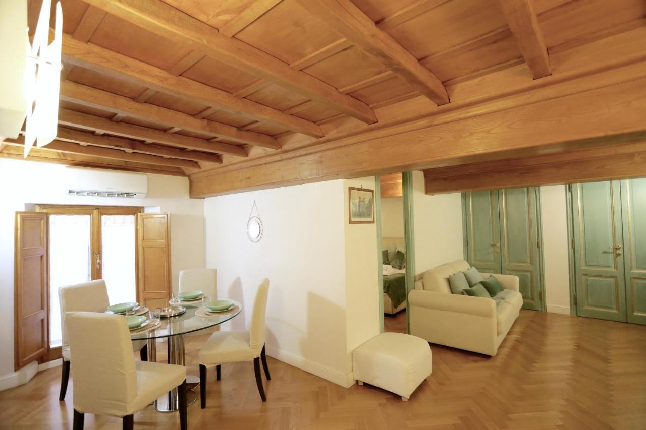 Maddalena 6 - Pantheon Apartment โรม ภายนอก รูปภาพ