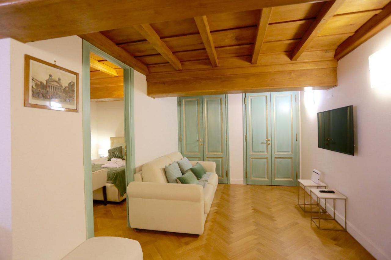 Maddalena 6 - Pantheon Apartment โรม ภายนอก รูปภาพ