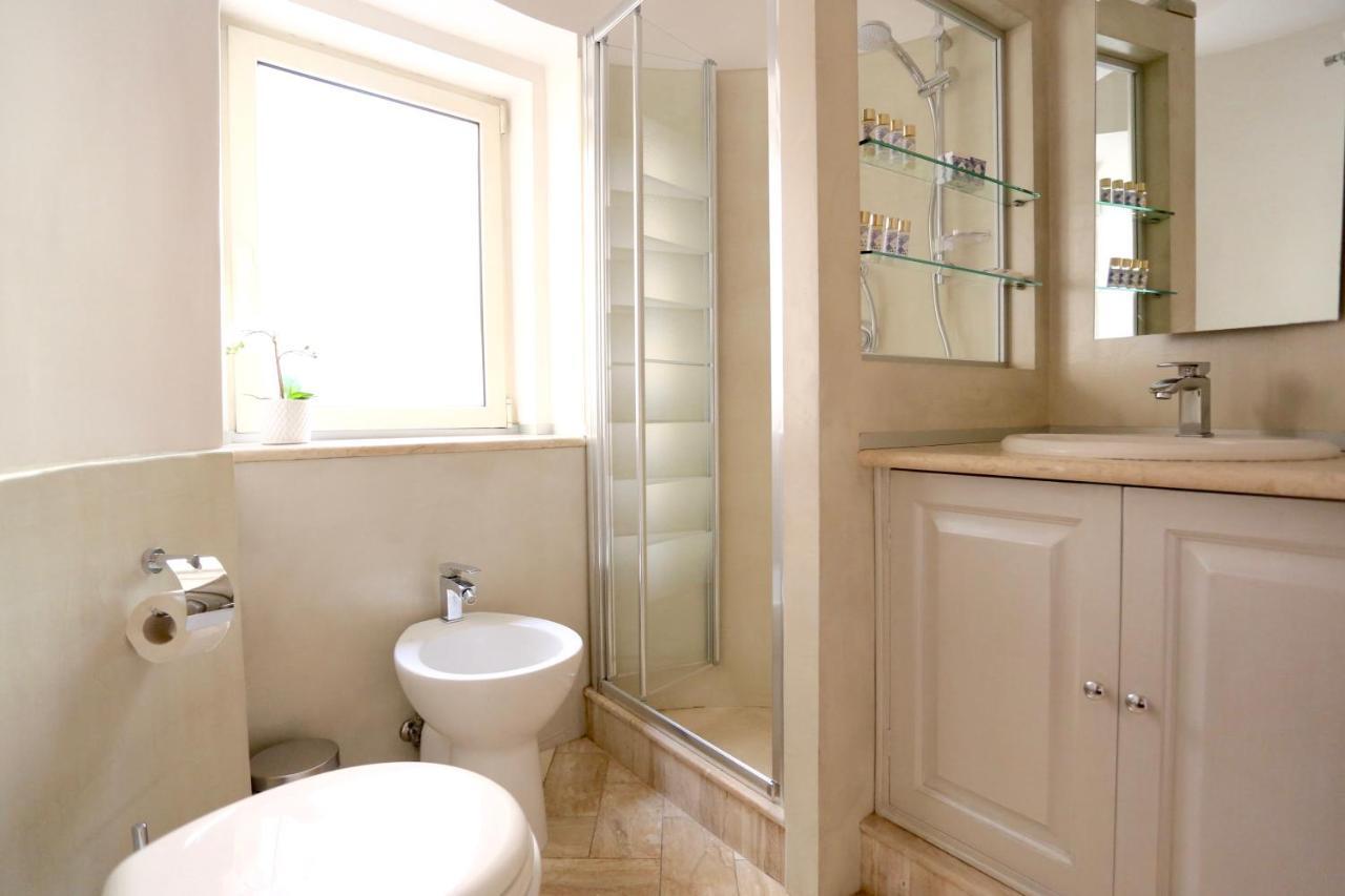 Maddalena 6 - Pantheon Apartment โรม ภายนอก รูปภาพ